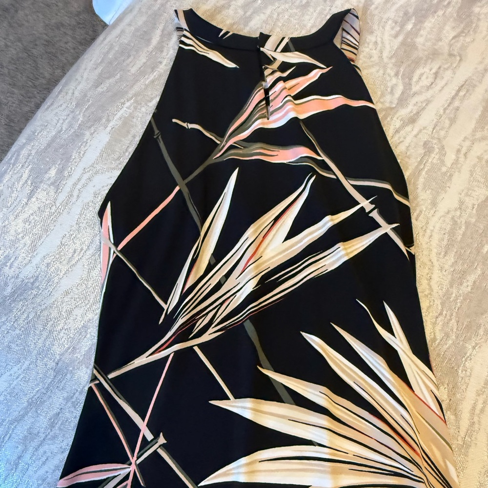 NWT WHBM Black Sleeveless Top with Leaf Print size small